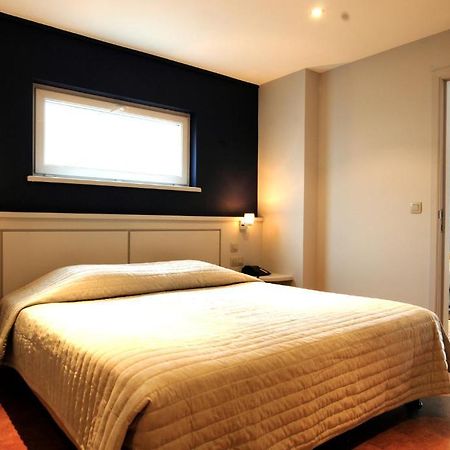 ووترلو Hotel Le Joli Bois الغرفة الصورة