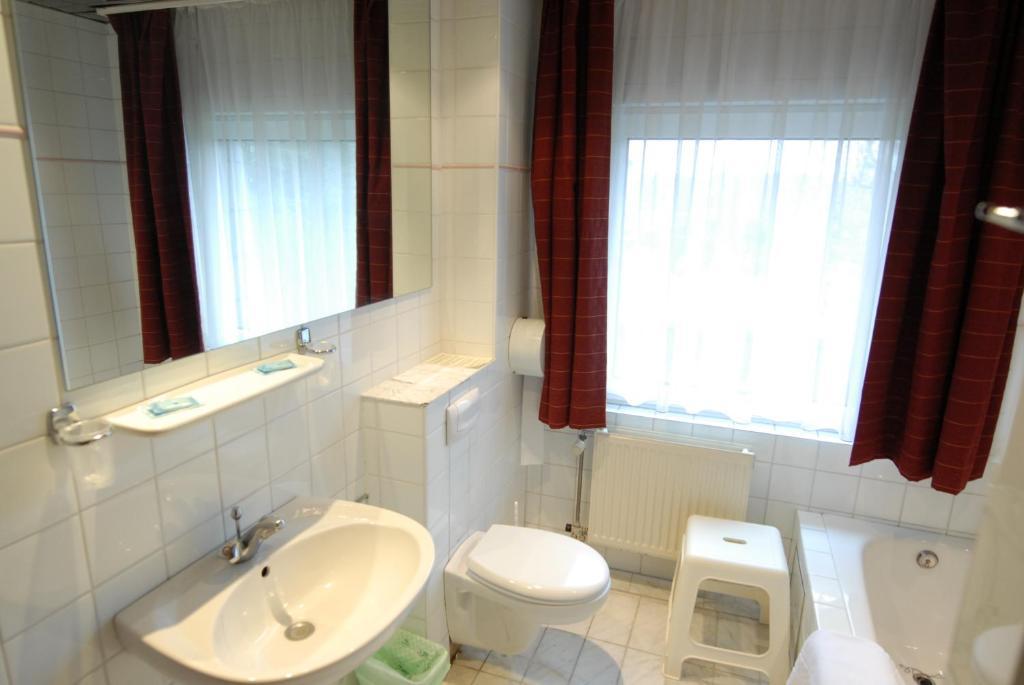ووترلو Hotel Le Joli Bois الغرفة الصورة