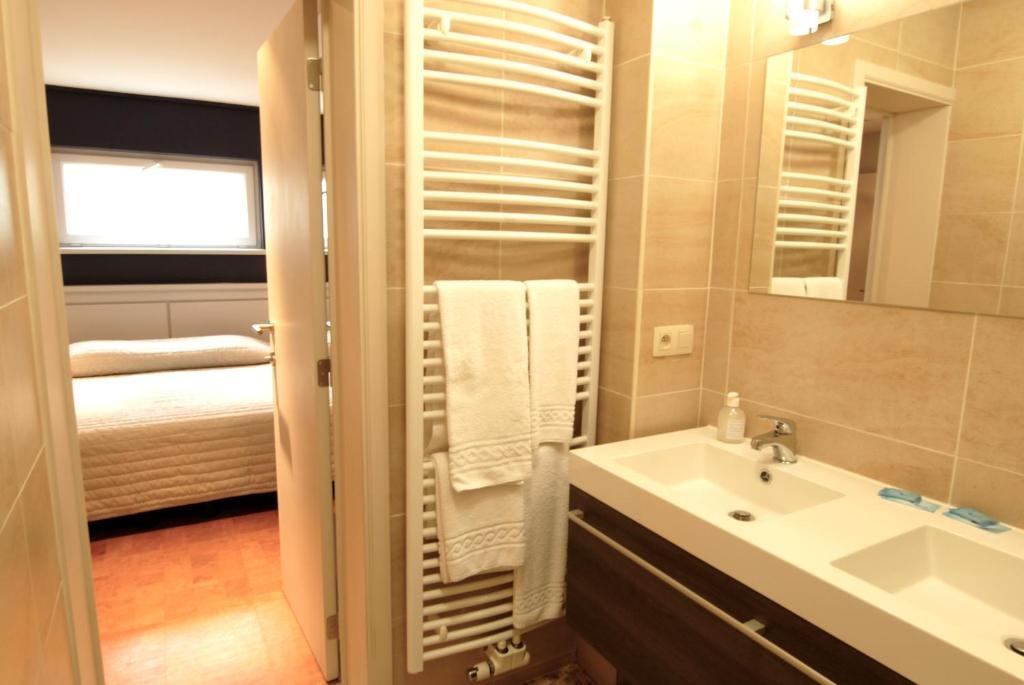 ووترلو Hotel Le Joli Bois الغرفة الصورة